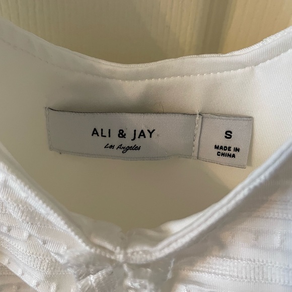 White sundress Ali & Jay size S - Picture 3 of 4
